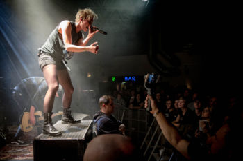 Konzertbericht Deine Cousine beim Rogers Heimspiel, Düsseldorf zakk, 30.11.2018