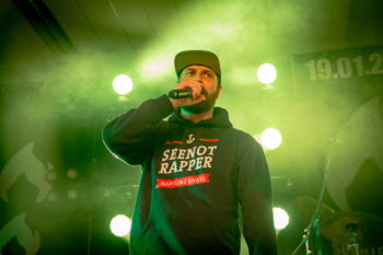 Konzertbericht: Tourette's beim Süchteln brennt 2019