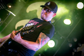 Konzertbericht: Tourette's beim Süchteln brennt 2019