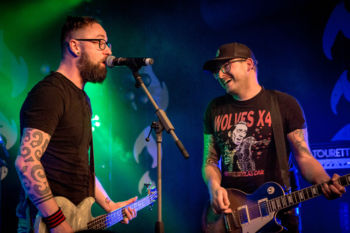 Konzertbericht: Tourette's beim Süchteln brennt 2019