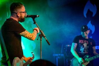 Konzertbericht: Tourette's beim Süchteln brennt 2019